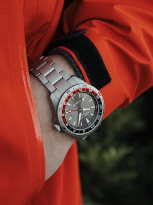 Alternative view of Certina DS-X GMT 41mm - C047.452.11.081.01